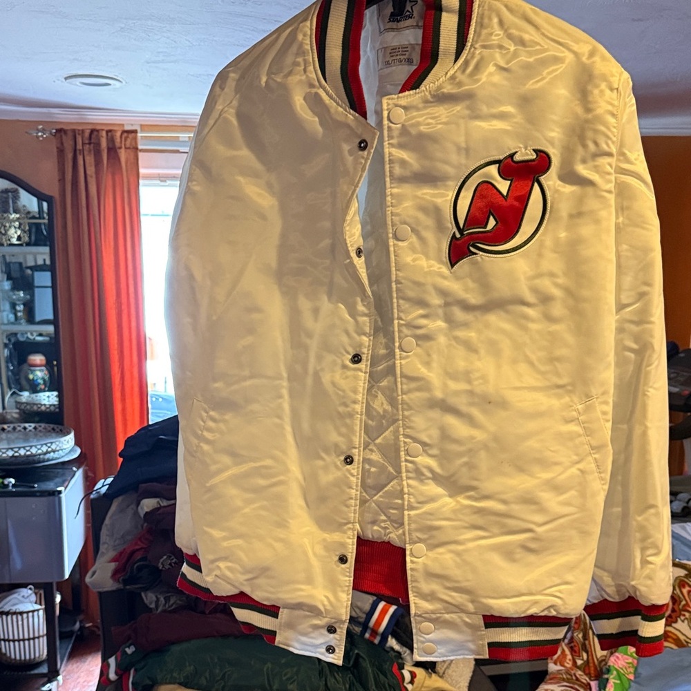 STARTER White Jacket with Red Trim and Blue Logo